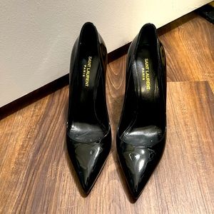 Saint Laurent Zoe Pumps in Patent Leather